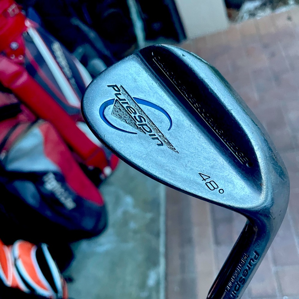 Purespin golf gap wedge 48 deg in right hand